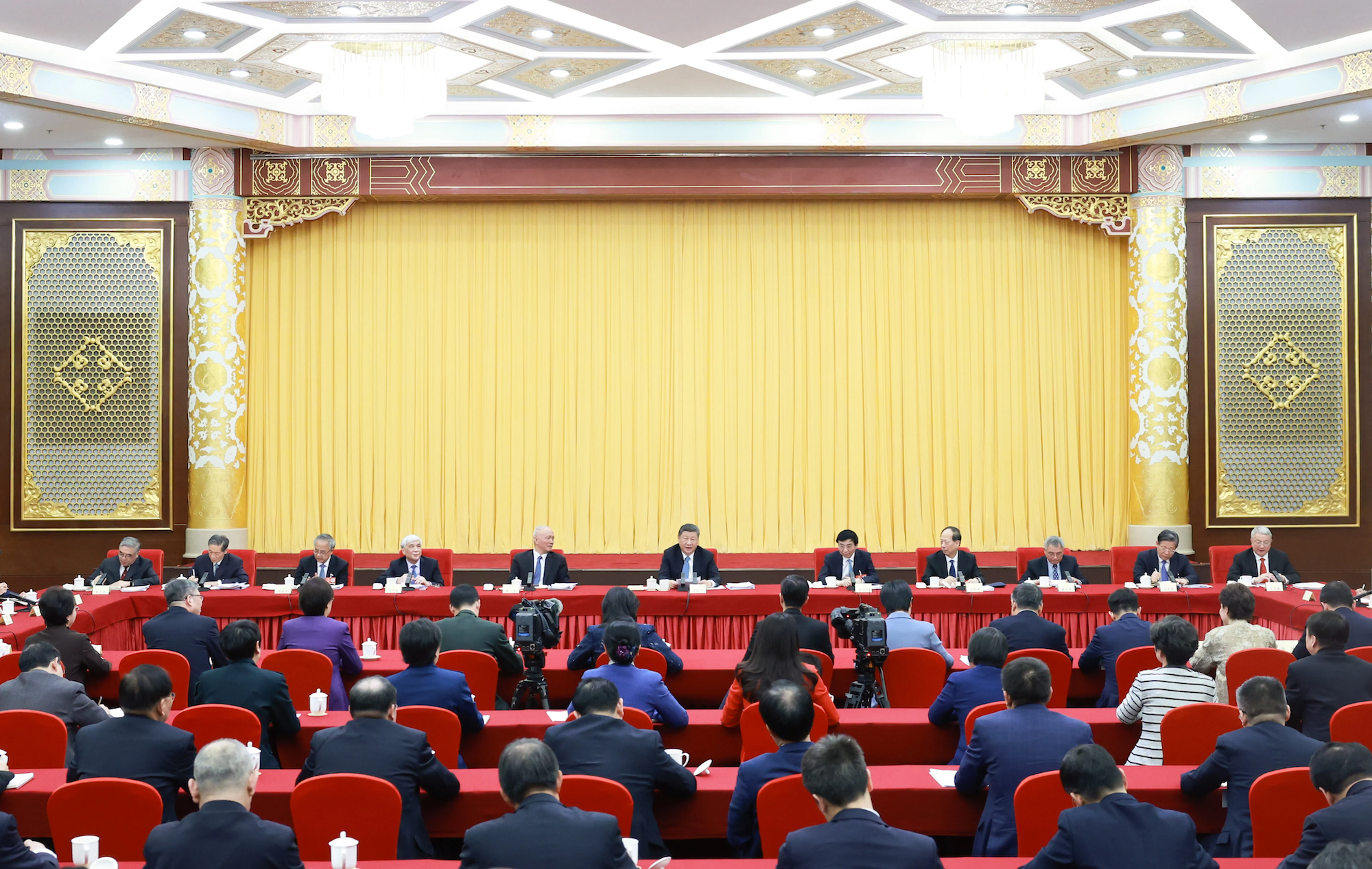 Read more about the article 中国 2025 年两会：新闻综述